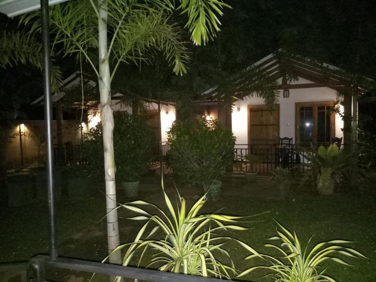 Max Safari Villa Удавалаве Екстериор снимка