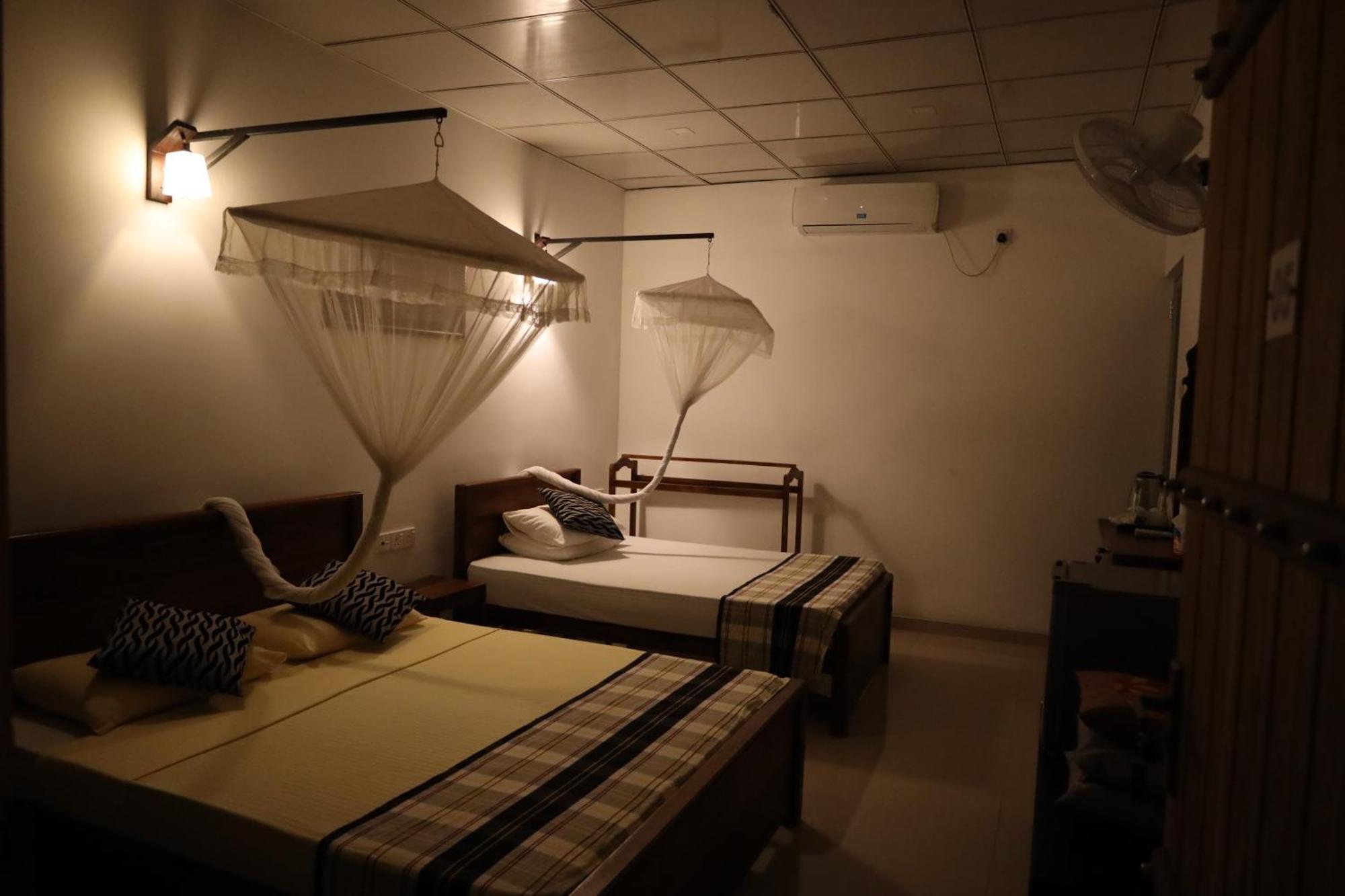 Max Safari Villa Удавалаве Екстериор снимка